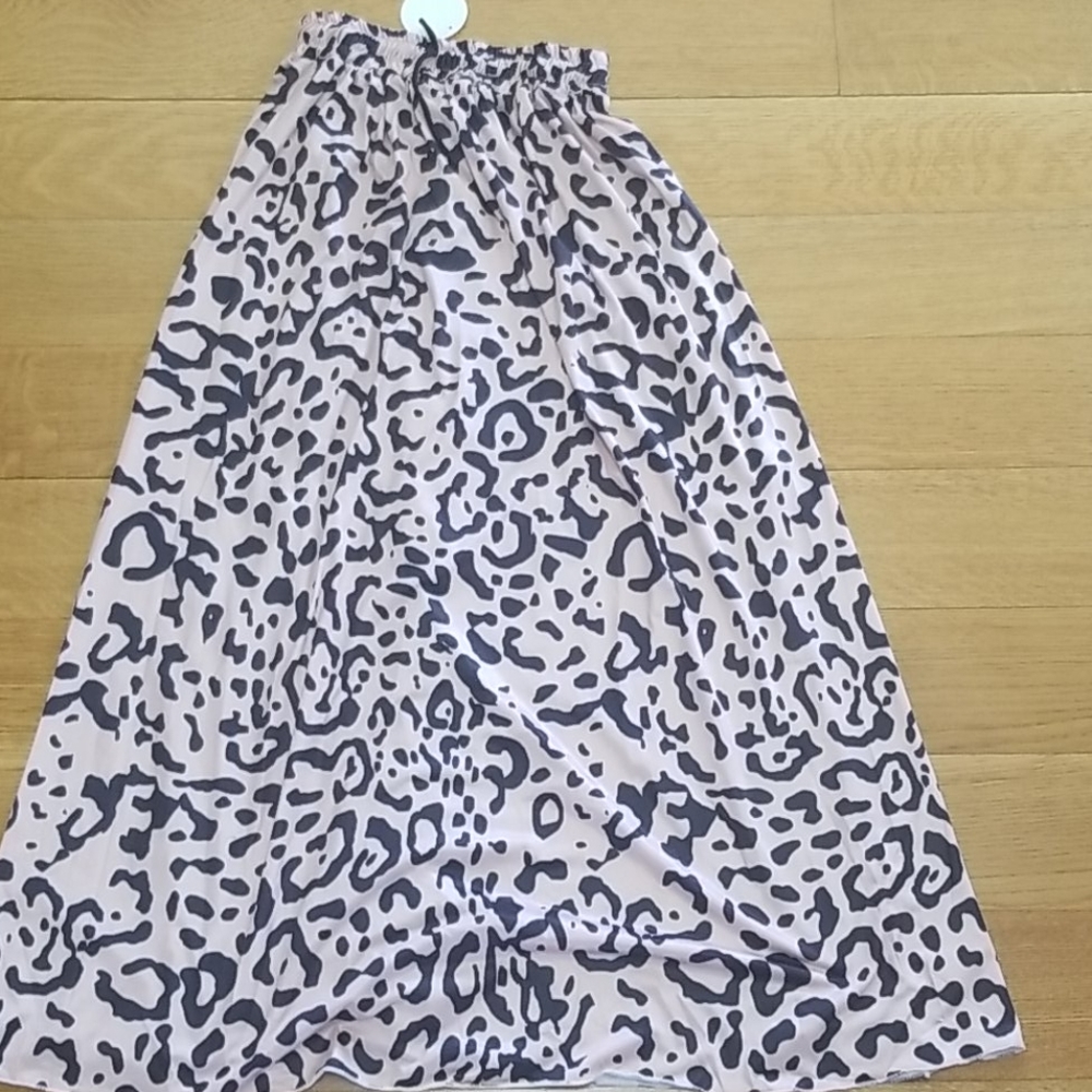 Nwt small long cheetah skirt